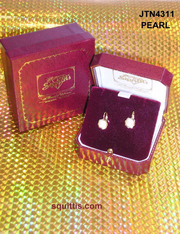 Pearl Hinge earrings from Italy